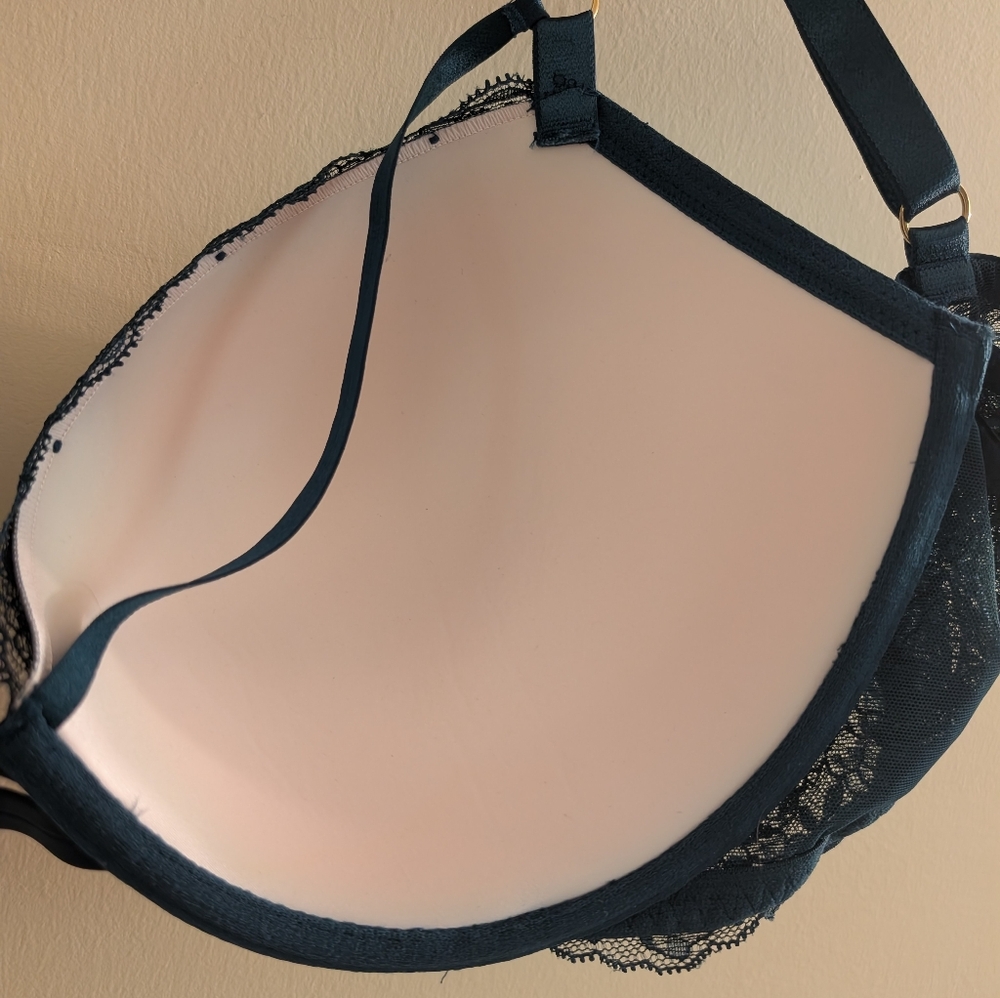 🖤✨ Victoria’s Secret Lace Push-Up Bra | Lift, Lace & Luxe Confidence 💋38DD - Picture 12 of 12